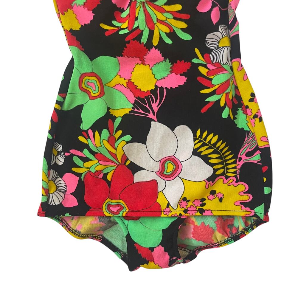 VINTAGE 1960s Pin-Up Girl Bathing Suit - Swimsuit - Black Vibrant Florals - XS - Picture 4 of 8